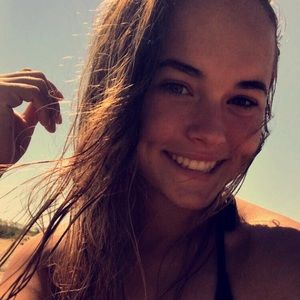 Meet your Posher, Kendra